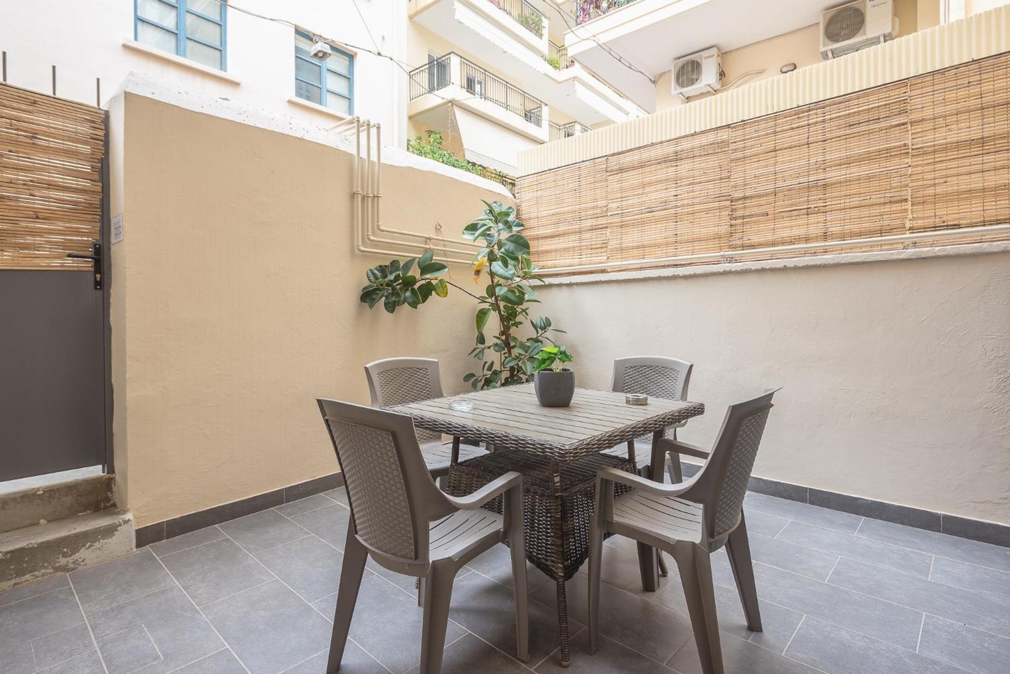 דירות Peaceful And Comfy 2Ba In Athens Heart מראה חיצוני תמונה